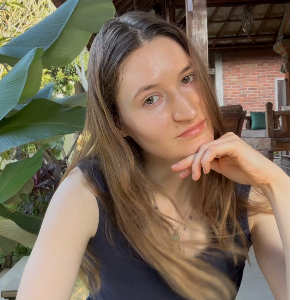 Alla G profile picture