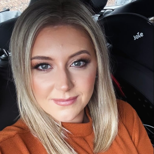 Ffion profile picture