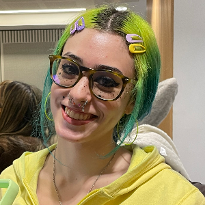 Naomi H profile picture