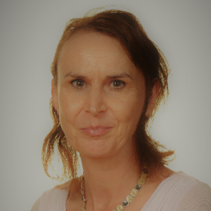 Ms R profile picture