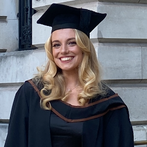 Alice H profile picture