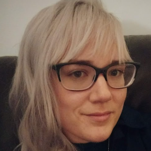 Fiona R Profile Picture